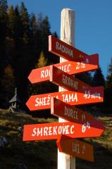 Kažipot na planini Loka