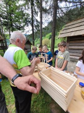 Obeležitev svetovnega dneva čebel v Lučah