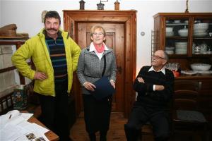 Spomin na Toneta Mlačnika