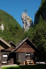 Skalni samotar Igla (Foto: M. Lenarčič)