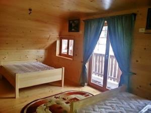Gozdarska koča Kašna planina