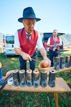 Streljanje z možnarji (Foto Janez Kotar)